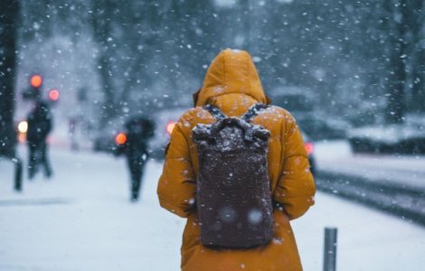 Cod PORTOCALIU de vant puternic si viscol in 7 judete montane