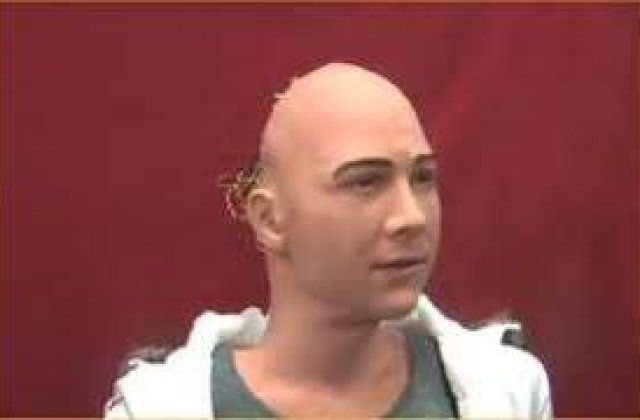 Japonezii vor construi un "prieten-robot" pentru astronauti