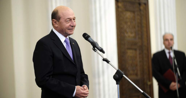 Traian Basescu l-a inaintat in grad pe seful Politiei Romane