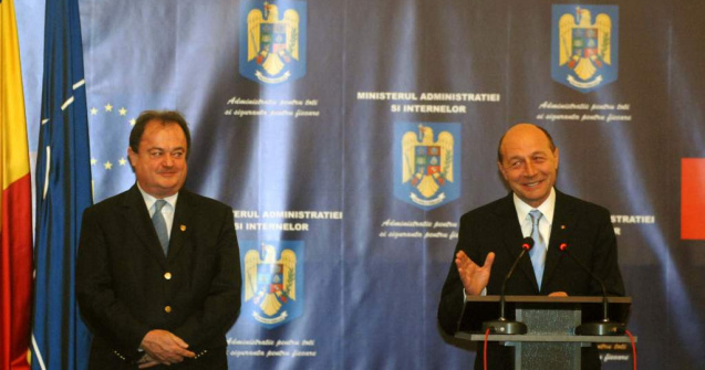 Blaga, despre Basescu: Daca nu prelua conducerea PDL in 2001, partidul nu ar mai fi existat
