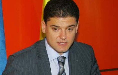 Boureanu: In situatia arestarii, Alin Trasculescu este de drept exclus din PDL