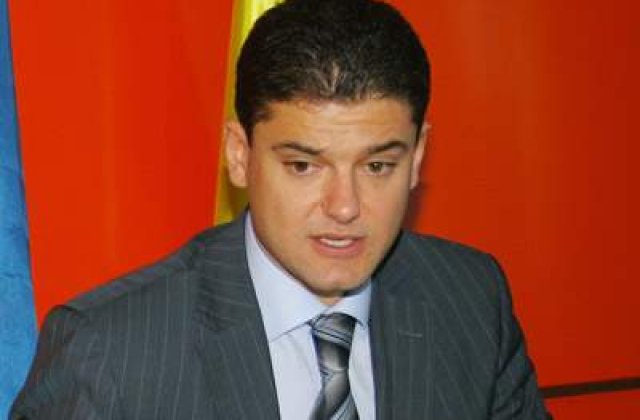 Boureanu: In situatia arestarii, Alin Trasculescu este de drept exclus din PDL