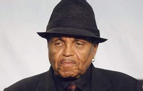 Tatal lui Michael Jackson, Joe Jackson, a suferit un atac cerebral
