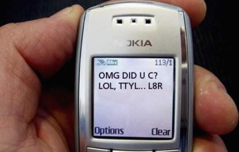 "Hpy b-day 2 u!" - SMS-ul implineste 20 de ani