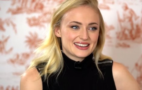 Sophie Turner insarcinata? Actrita ar astepta un copil cu cantaretul J