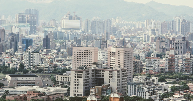 Ce caracteristici trebuie sa aiba o cladire proiectata sa reziste la c