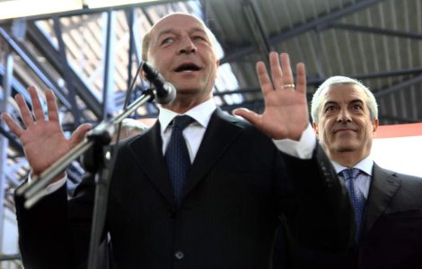 Tariceanu: Basescu = comunism sub masca democratiei