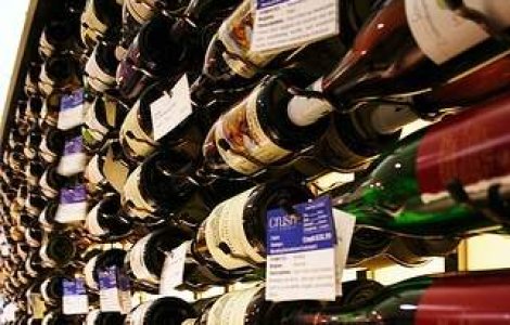 Eurostat: Romania, tara tigarilor si bauturilor ieftine