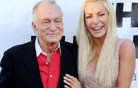 Hugh Hefner s-a relogodit cu Crystal Harris
