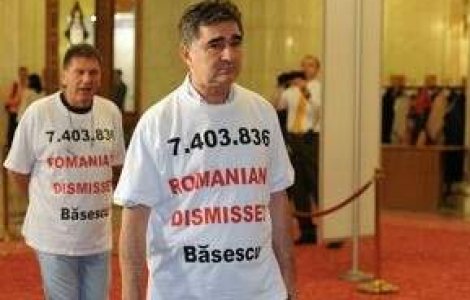 Ghise il da in judecata pe Basescu pentru ca a fost scos de SPP de la receptie