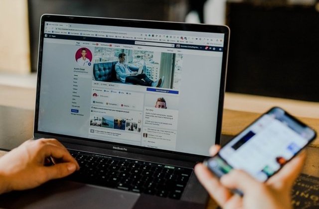 Facebook extinde controlul parental