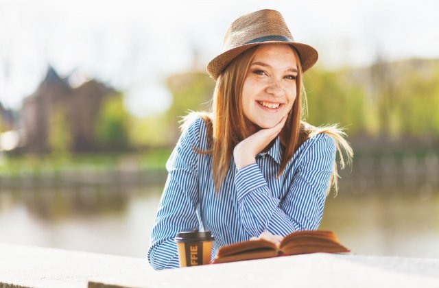 Libraria Delfin: Cel mai bun prieten al milenarilor iubitori de literatura