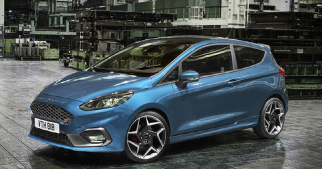 Ford va reduce productia modelului Fiesta