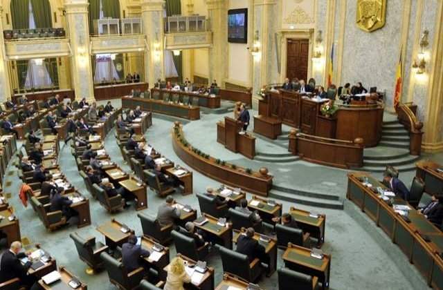 Comisia Juridica a Senatului a respins ordonanta privind alegerile anticipate