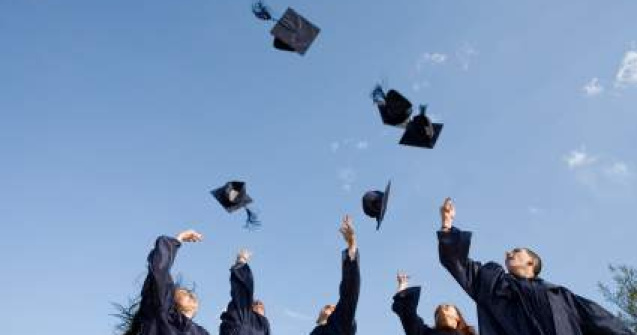 Revista Nature: Guvernul Ponta distruge mediul academic din Romania