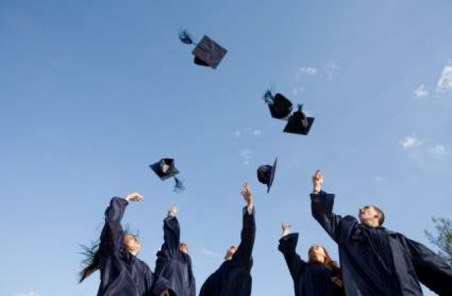 Revista Nature: Guvernul Ponta distruge mediul academic din Romania