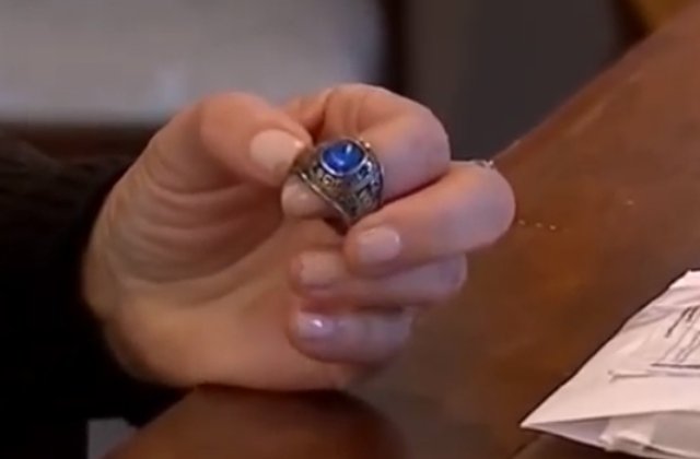 Un inel pierdut in SUA a fost regasit dupa aproape 50 de ani in Finlanda / VIDEO