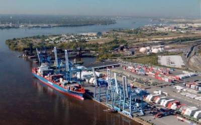 Portul Constanta: 16...