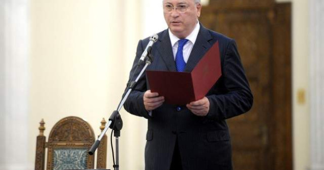 Hasotti: Basescu, suspendat in 24 de ore daca nu-l numeste pe Ponta premier