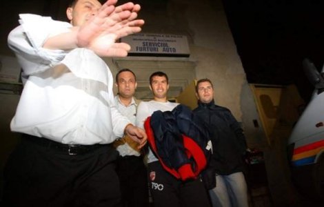 Cutremur in fotbal: Margaritescu si Munteanu, condamnati de CAB la trei si cinci ani de inchisoare
