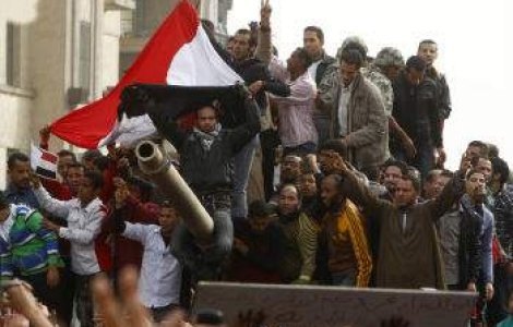  Top  Egipt, in plina criza politica la doi ani de la inlaturarea lui Mubarak