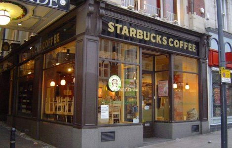 Starbucks se ofera sa plateasca taxe de 20 milioane de lire in Marea Britanie
