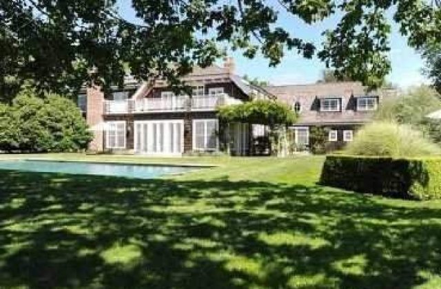 Seful Goldman Sachs si-a luat casa de weekend de 32,5 milioane de dolari in Hamptons