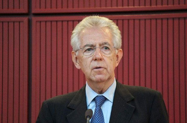 Mario Monti i-a comunicat presedintelui Giorgio Napolitano intentia de a demisiona