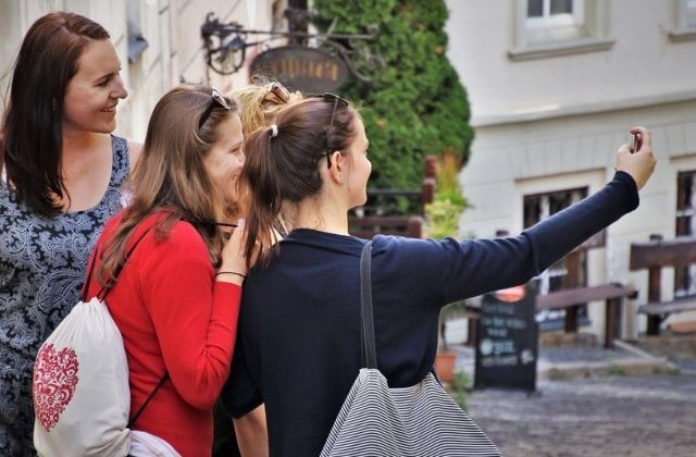 Premierul Italiei anunta ca tara este sigura pentru turisti