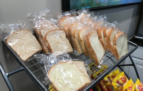 Alimente expirate in chioscurile din liceele si scolile din Capitala