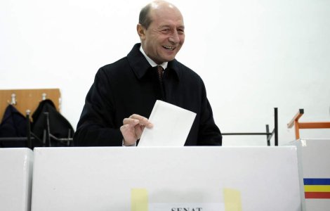 Basescu, acuzat de TRADARE nationala! "E cel mai iresponsabil sef de stat din istoria lumii"