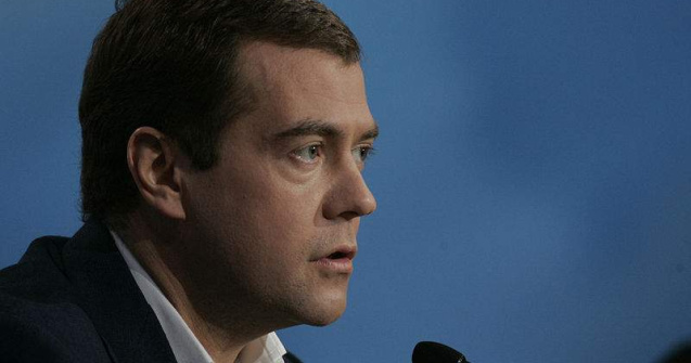 Dmitri Medvedev crede in Mos Gerila, dar este sceptic in privinta Apocalipsei
