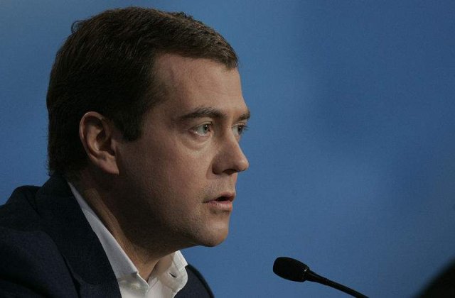 Dmitri Medvedev crede in Mos Gerila, dar este sceptic in privinta Apocalipsei