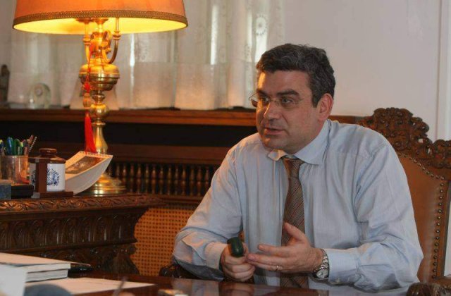 Baconschi: Am votat pentru mentinerea ferma a Romaniei in Uniunea Europeana