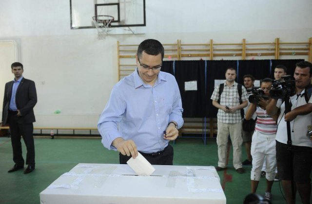 Targu Jiu: Ponta, victorie zdrobitoare impotriva lui Dan Diaconescu