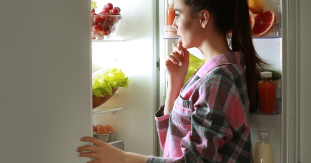  Top  4 motive pentru care nu este recomandat sa dormi nemanancat