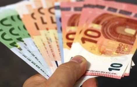 Ministerul Sanatatii va primi suma de 450.000 de lei pentru cazurile de COVID-19