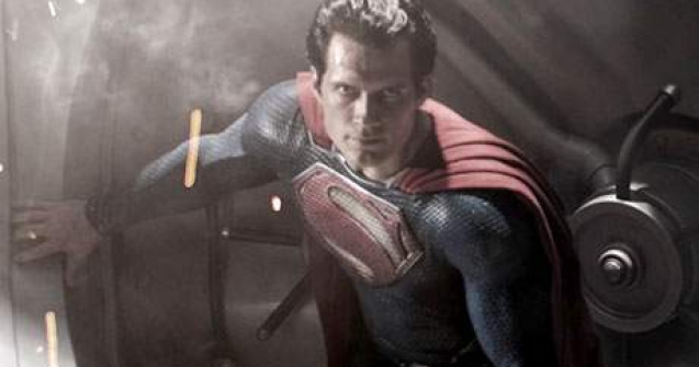  Video  Vezi trailerul complet pentru "Man of Steel"