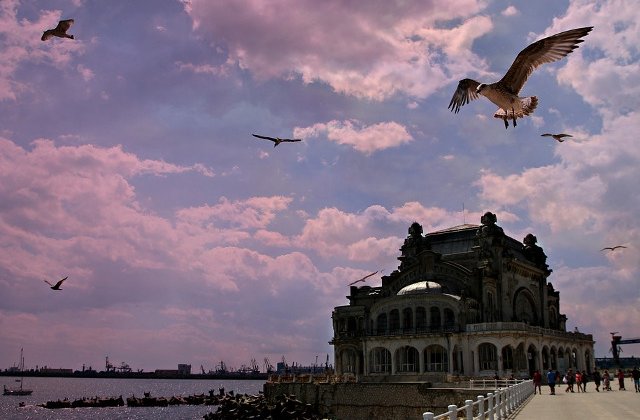 Lucrarile de reparatii la Cazinoul din Constanta sunt in derulare