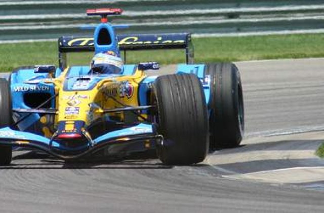 Scuderia Renault, lasata pe tusa la Marele Premiu al Valenciei