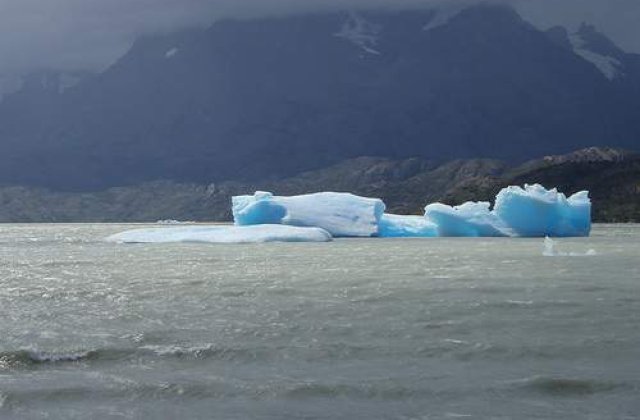 Topirea ghetarilor, vizibila si din spatiu