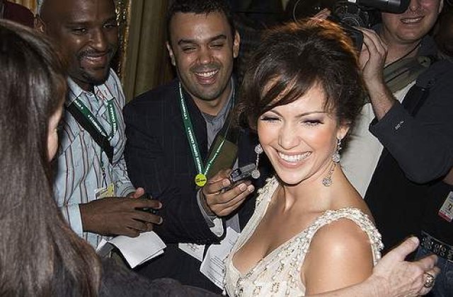 Jennifer Lopez i-a confiscat telefonul Madonnei