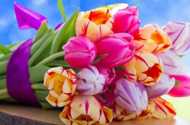 Mesajul inedit postat de SRI de Ziua Femeii. Cum au reactionat doamnele si domnisoarele