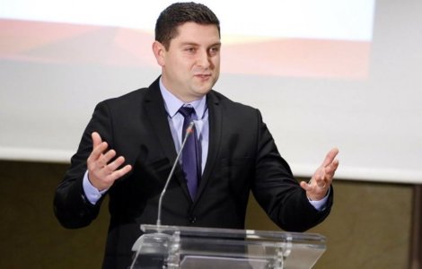 Liderul TSD ataca PNL: Sa renunte la OZN-ul cu anticipatele!