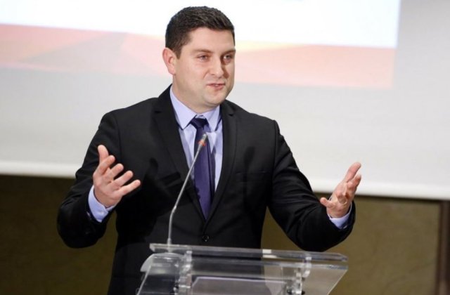 Liderul TSD ataca PNL: Sa renunte la OZN-ul cu anticipatele!