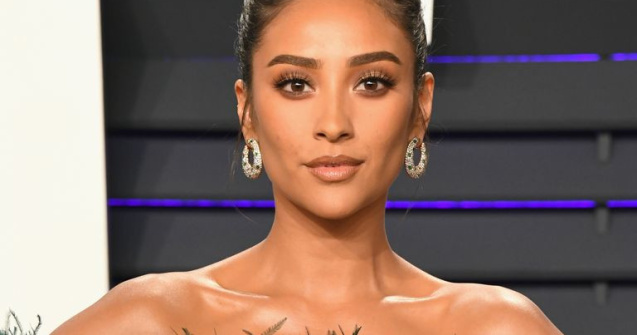 Trucuri de machiaj folosite de make-up artisti: Vei fi admirata toata ziua!