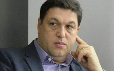 Serban Nicolae vrea puteri...