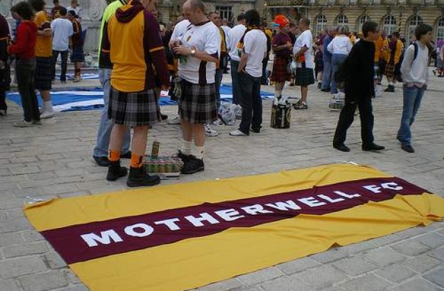 Fanii lui Motherwell, sfatuiti sa se fereasca de hotii de buzunare din Bucuresti