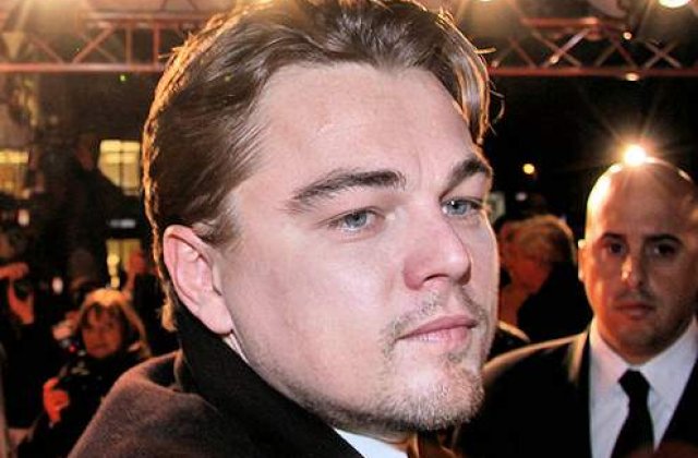 Leonard DiCaprio curteaza o 'pisicuta'