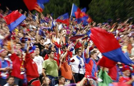 Suporterii Stelei: &#39;Nu exista cale de impacare cu Becali&#39;